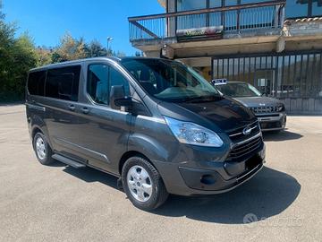 Ford Tourneo - tdi 8 posti full optional anno 2017