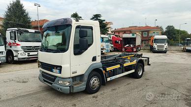 Daf LF45 con Gancio scarrabile per casse da 4,20 m