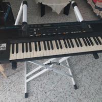 Tastiera Roland E30, Amplificatore e accessori