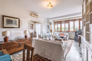 P.zza San Cosimo 173 Mq Pentavano Panoramico