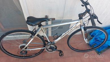 bicicletta da uomo 28 MONTANA XCROSS, usata