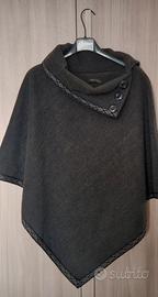 MANTELLA GRIGIA E BOTTONI GIOIELLO 