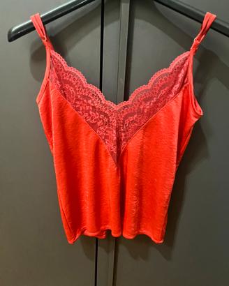 Canottiera rossa in raso e pizzo