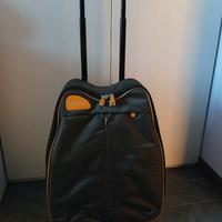 Trolley nuovo rigido con beauty ancora sigillato