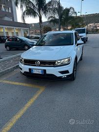 Volkswagen Tiguan 2.0 TDI SCR 4MOTION Advanced Blu