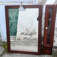 Specchio arte povera con annesso mobiletto