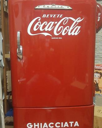 Frigorifero anni 50 Coca Cola