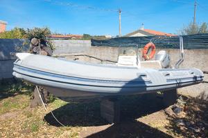 endo gommone Lomac 5,20 completo di carrello .
