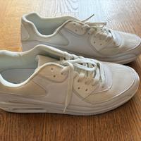 Sneakers uomo bianche taglia 45 stile running