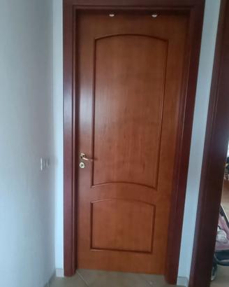 4 porte in legno massello 