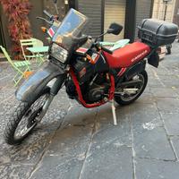 Motocicletta cagiva elefant 650 d'epoca