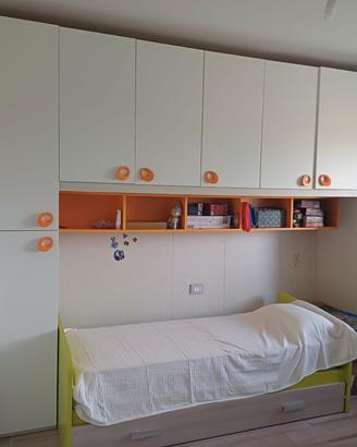 set cameretta a doppia colonna e doppio letto