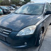 Ricambi usati per Kia Ceed SW 1.4 benz 2009