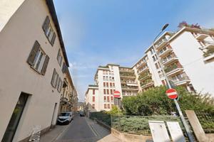 Trilocale a Como città tre balconi-posto auto