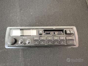 Radio 1 DIN con USB e bluetooth