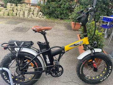 Ducati scrambler Pari al nuovo