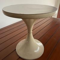Tavolino vintage anni ’70 stile Tulip