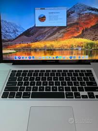 Mac Book Pro 17" fine 2011  2,4GHz