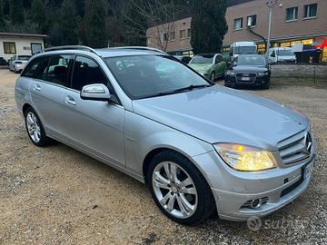 Mercedes-benz C 220 2.2 Diesel - Automatica