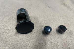 Posacenere e pomelli Lancia Appia