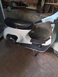 Vespa special