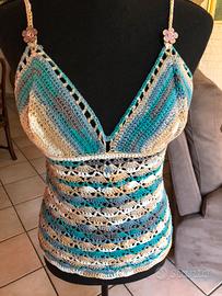 Maglietta e pantaloncini corti per donna handmade