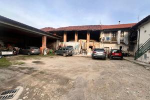 CASA SEMINDIPENDENTE A SANGANO