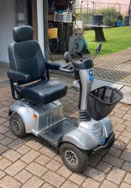 Scooter elettrico per anziani