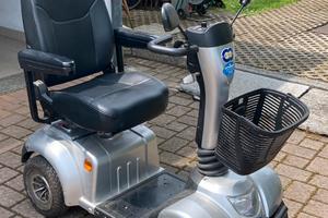 Scooter elettrico per anziani