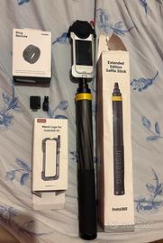 Insta 360 x5 white