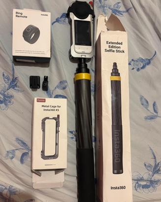 Insta 360 x5 white