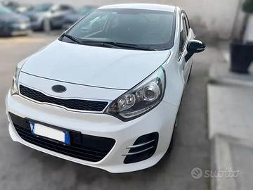 Kia Rio 1.4 CRDi 5p. Cool Collection "soli 89.000