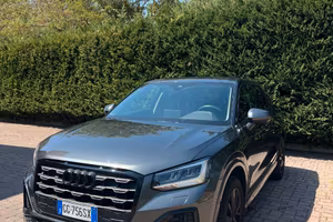 Audi Q2 35 TFSI S-Tronic identity black