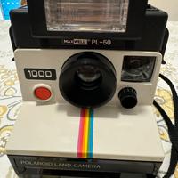 Polaroid 1000 PL50 con flash tasto Rosso Vintage