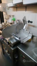 Affettatrice affettacarne