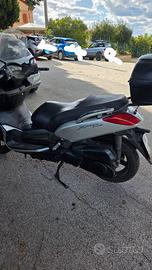 Xmax 250 del2009 leggermente trattabile