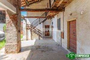 Casa indipendente a Mesero Via I Maggio 5 locali