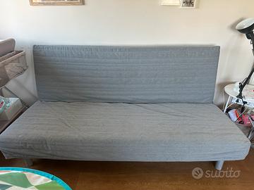 Divano letto ikea con schienale ribaltibile