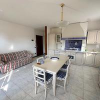 Bicamere p.t. su piccola palazzina Badoere