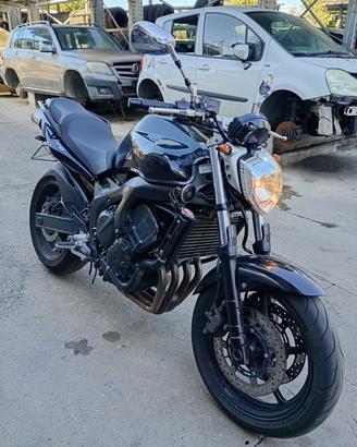 Yamaha FZ6 (E2) 600 Anno 2006 - SOLO PER RICAMBI