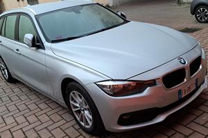 BMW 318d Touring 150cv B47 – KM CERTIFICATI BMW  