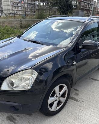Nissan qashqai 2.0 150cv Targa polacca