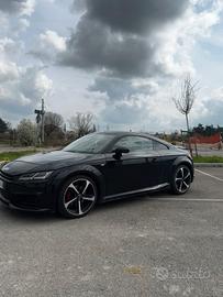 Audi TT 3ª serie S-line full optional