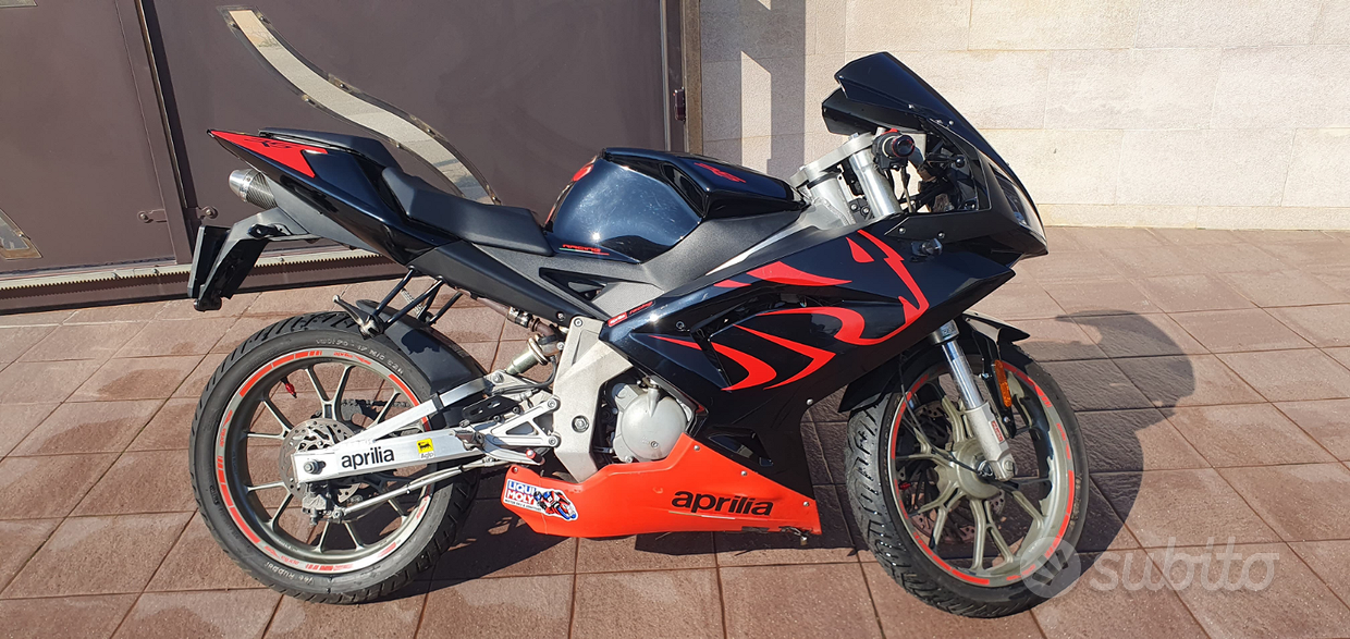 Moto 50cc Aprilia Sr 50 Motard Usato Aprilia Motorino 50cc Prezzi