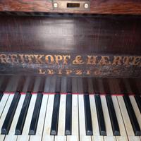 Piano BREITKOPF & HARTEL