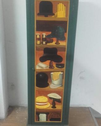 mobiletto con ripiani 