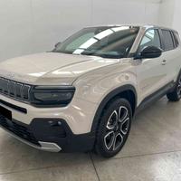 Jeep Avenger 1.2 Turbo MHEV DCT Summit Led/Camera