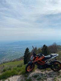 KTM Duke 390