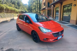 Opel Corsa 1.2 5 porte b-Color