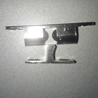 Chiusura a clip per sportello o porta armadio